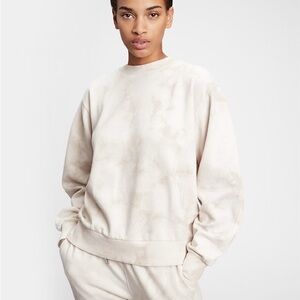 GAP Cream Tie-Dye Sweatshirt & Sweatpants